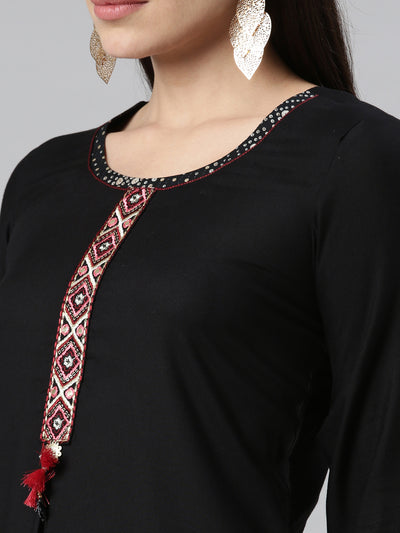 Neeru's Black Color Rayon Fabric Kurta