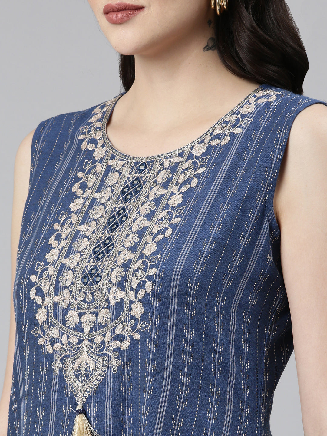 Neeru's Blue Regular Anarkali Printed Kurta