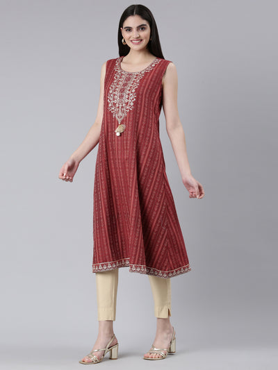 Neeru's Maroon Regular A-Line Printed Kurtas