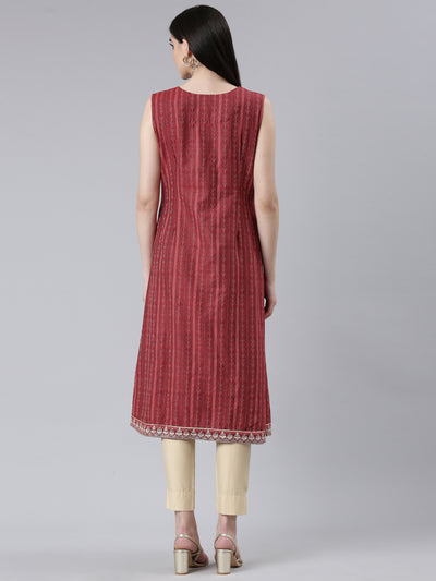 Neeru's Maroon Regular A-Line Printed Kurtas