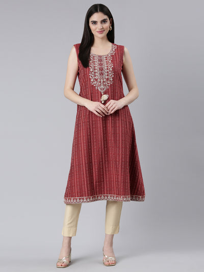 Neeru's Maroon Regular A-Line Printed Kurtas