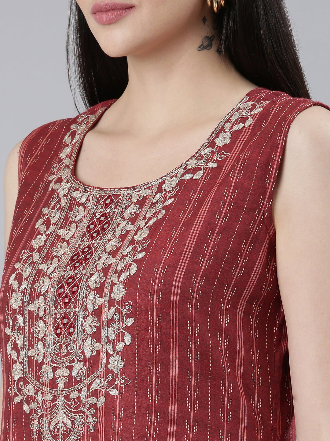 Neeru's Maroon Regular A-Line Printed Kurtas