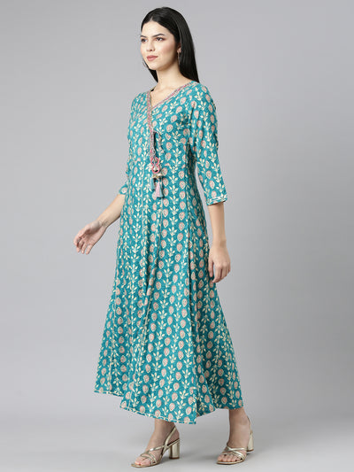 Neeru's Green Straight Casual Printed Dress