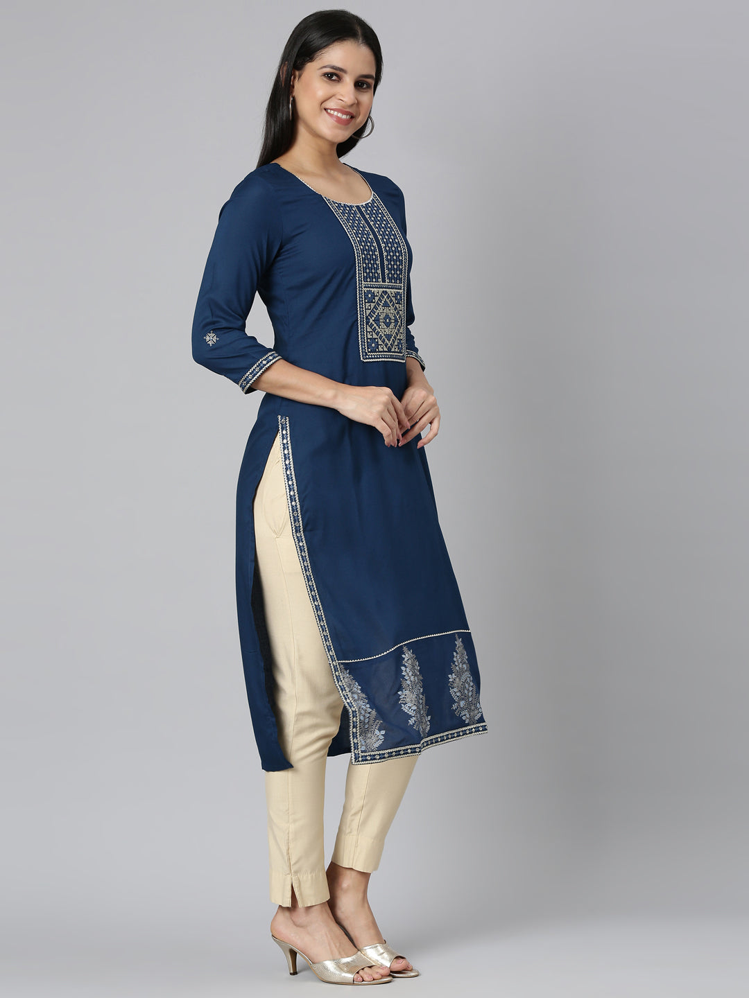 Neerus Blue Straight Casual Solid Straight Kurtas