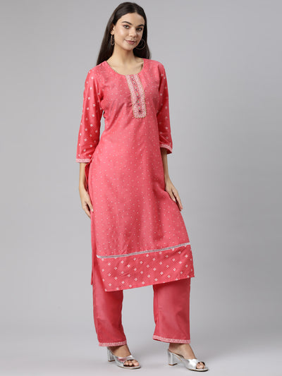 Neeru's Red Regular Straight Bandhani Kurta And Trousers With Dupatta