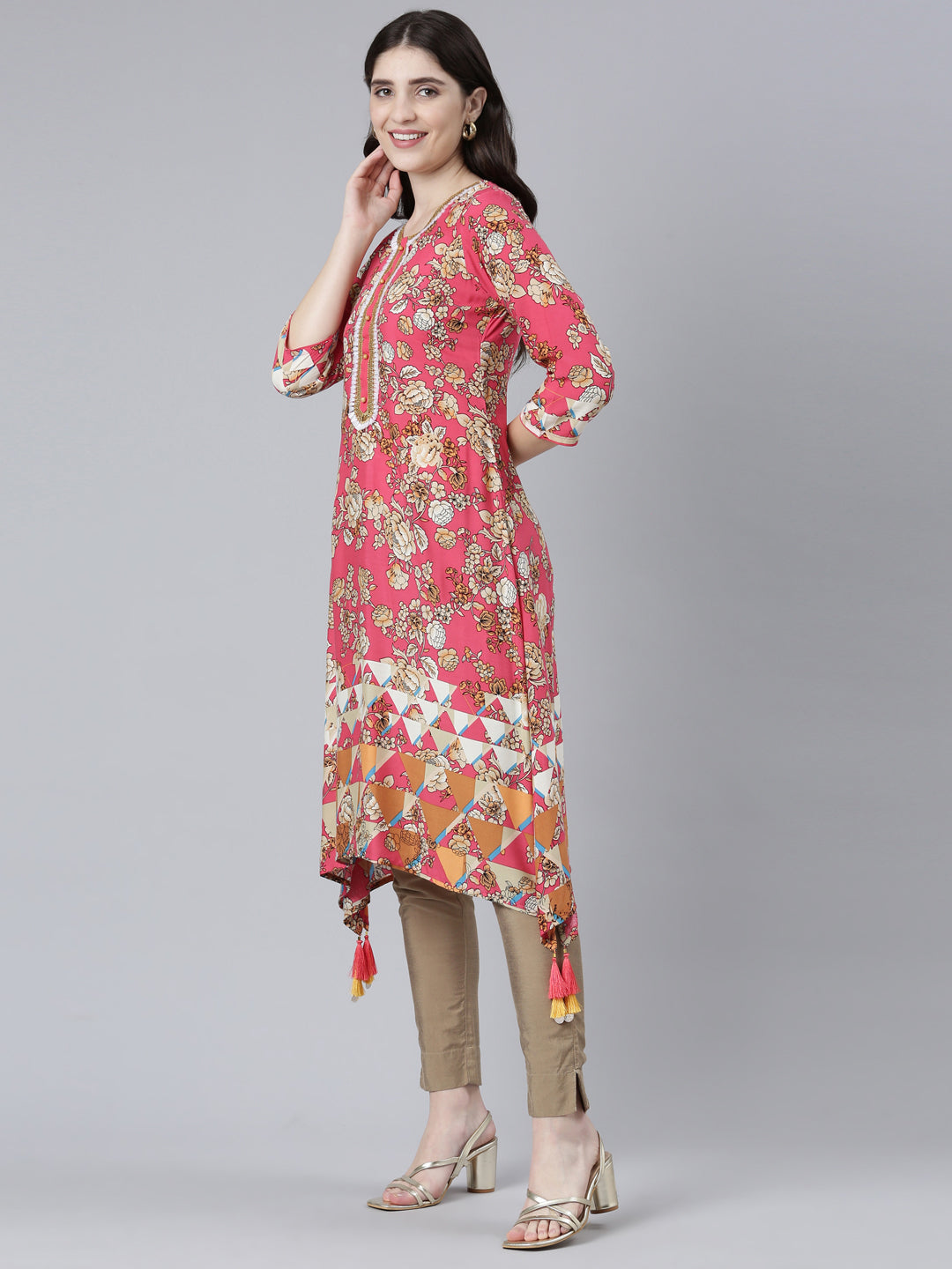 Neeru's Red Regular A-Line Printed Kurtas