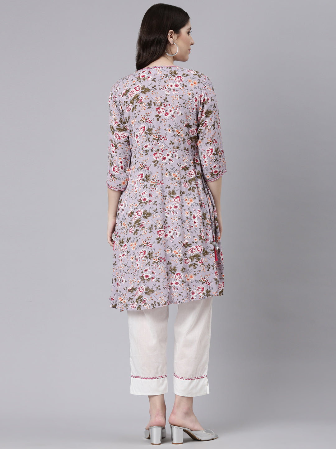 Neeru's Lavender Regular Straight Printed Kurta And Trousers