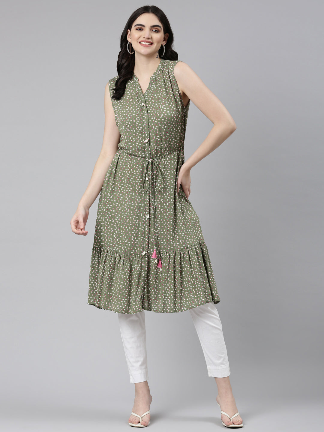 Neeru's Green Straight Casual Printed Dress