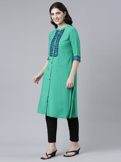 Neeru's Green Regular Straight Solid Kurtas