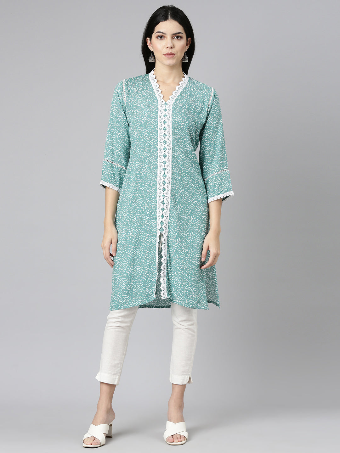 Neeru's Sea Green Regular Straight Printed Kurtas