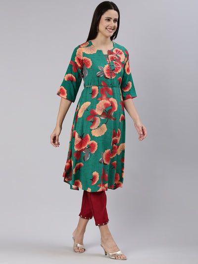 Neeru's Green Regular Straight Floral Kurtas