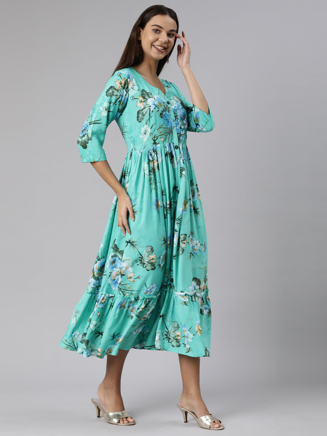 Neeru's Sea Green Straight Casual Floral Dresses