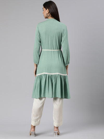 Neeru's Green Regular A-Line Solid Kurtas