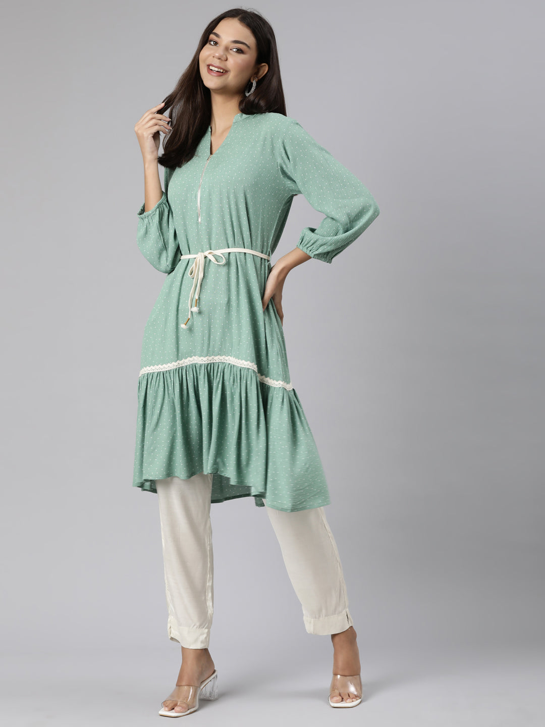 Neeru's Green Regular A-Line Solid Kurtas