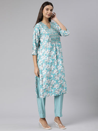 Neeru's Green Regular Straight Floral Kurta And Trousers With Dupatta