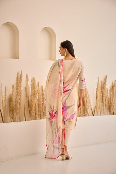 Neerus Pink Straight Floral Kurta And Trousers With Dupatta