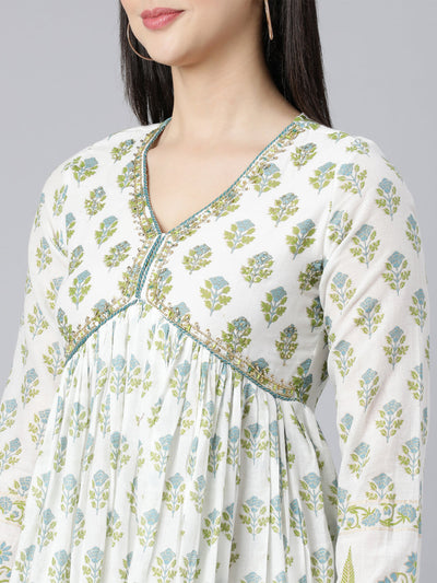 Neerus Green Panelled Printed Kurta And Palazzos With Dupatta