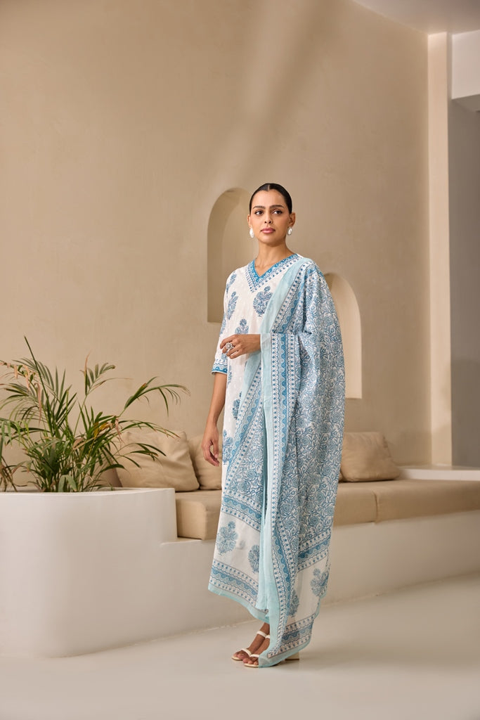 Neerus Blue Straight Printed Kurta And Trousers With Dupatta