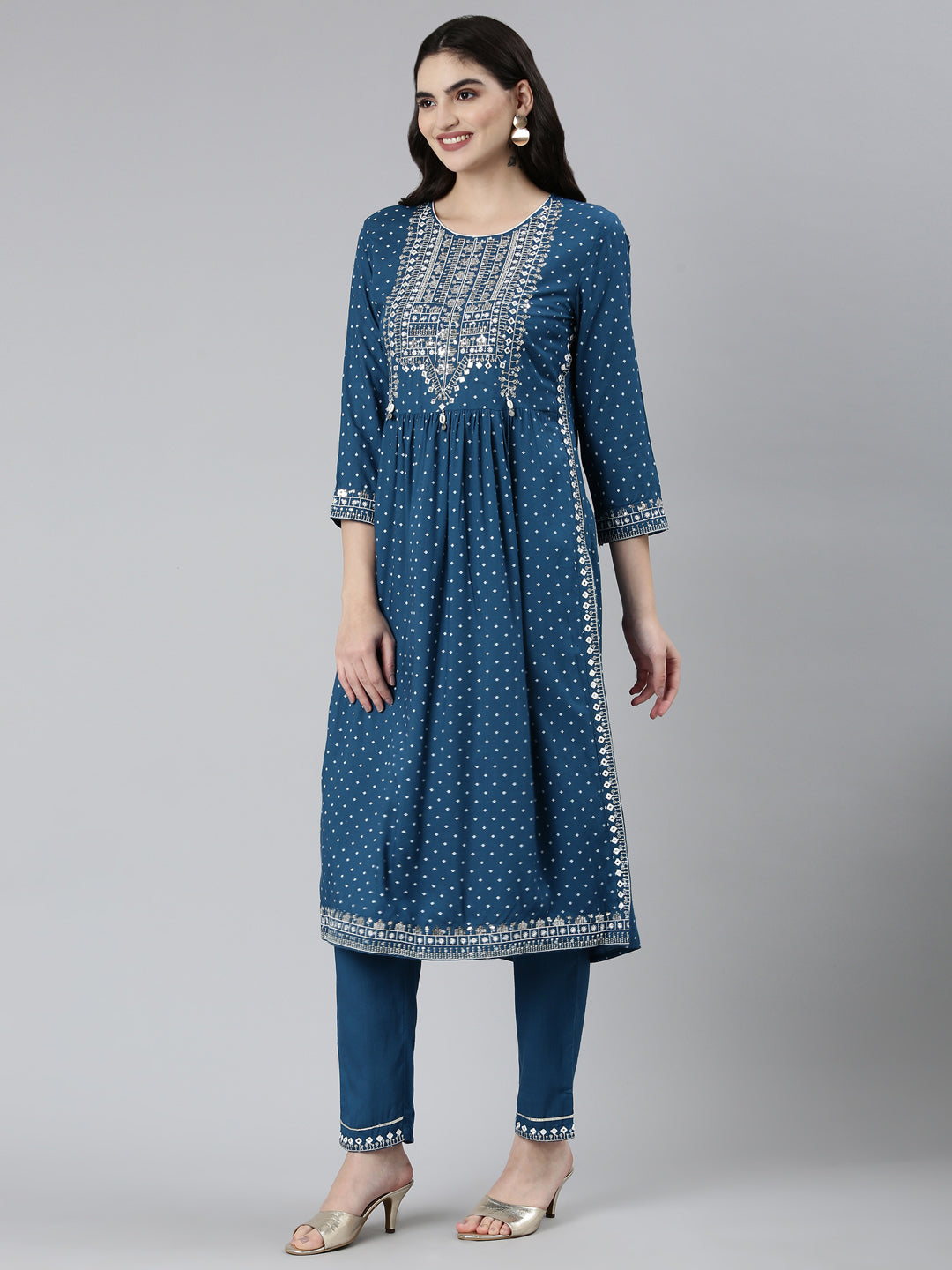 Neeru's Blue Regular Straight Floral Kurta Sets And Trousers