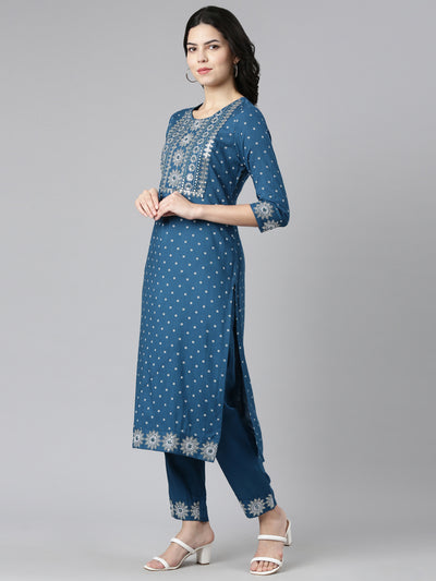 Neeru's Blue Regular Straight Printed Kurta And Trousers