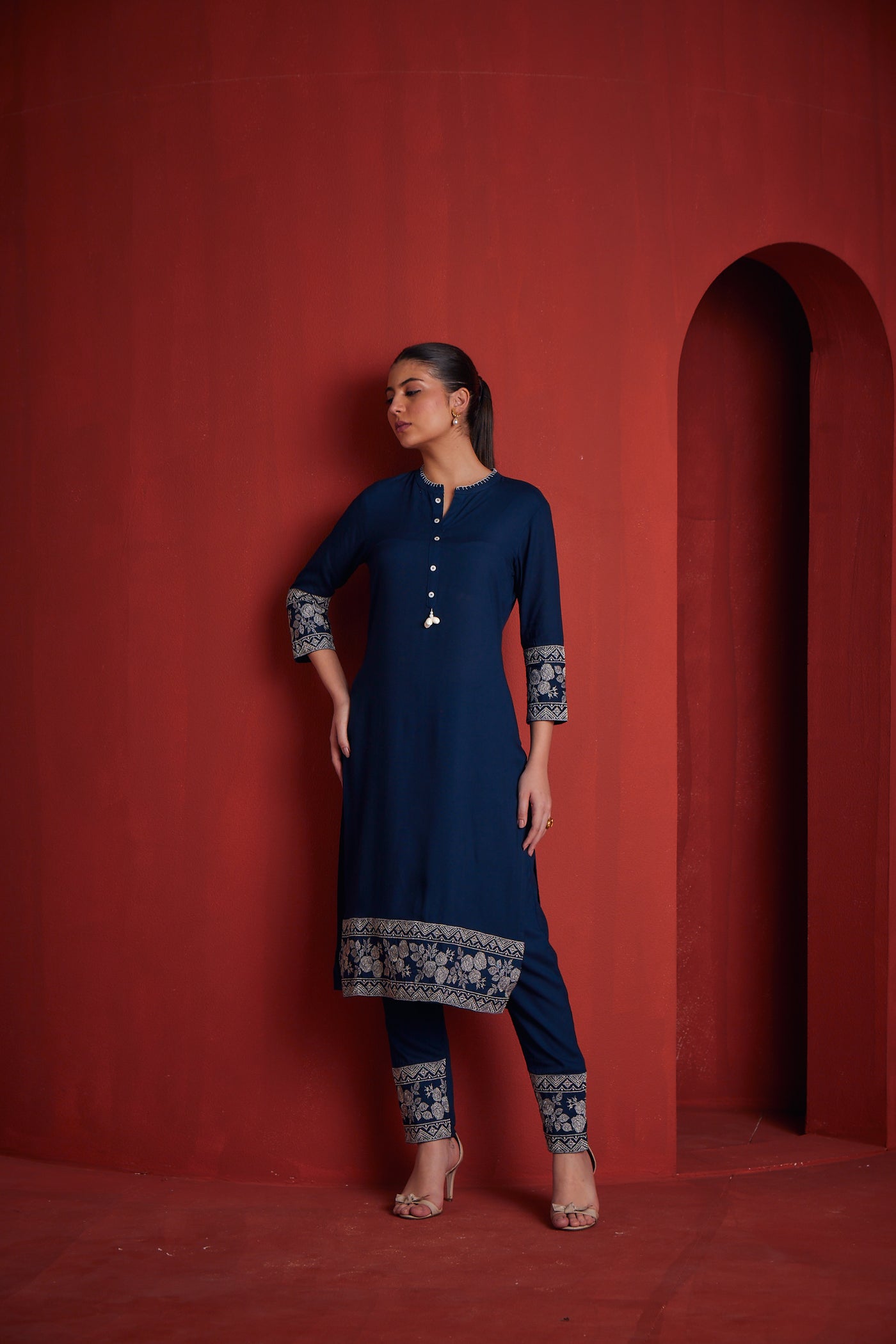 Neeru's Peacock Regular Straight Solid Kurta Sets And Trousers