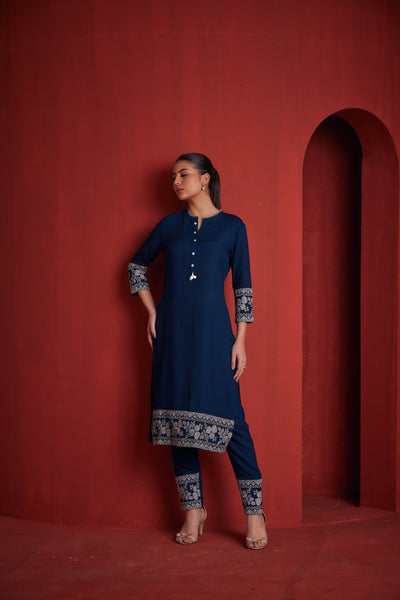 Neeru's Peacock Regular Straight Solid Kurta Sets And Trousers