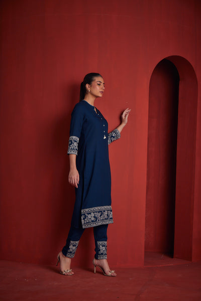 Neeru's Peacock Regular Straight Solid Kurta Sets And Trousers