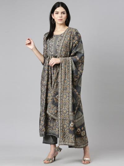 Neeru's Grey Regular Straight Printed Kurta And Trousers With Dupatta