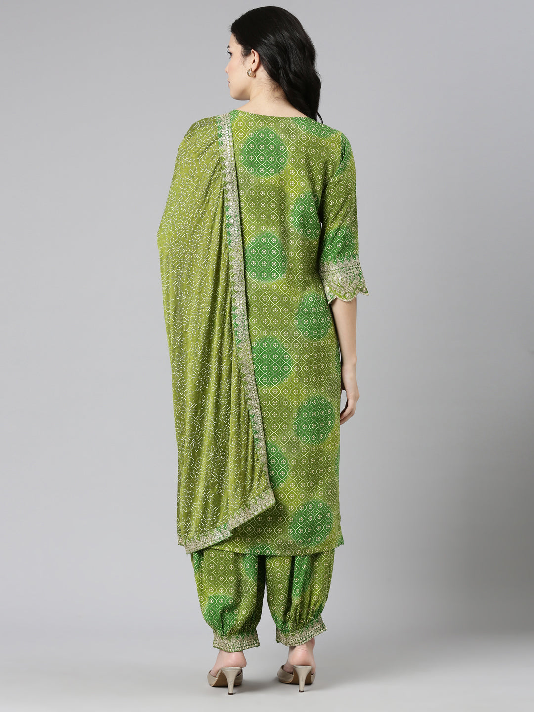 Neeru's Green Regular Straight Printed Kurta And Salwar With Dupatta