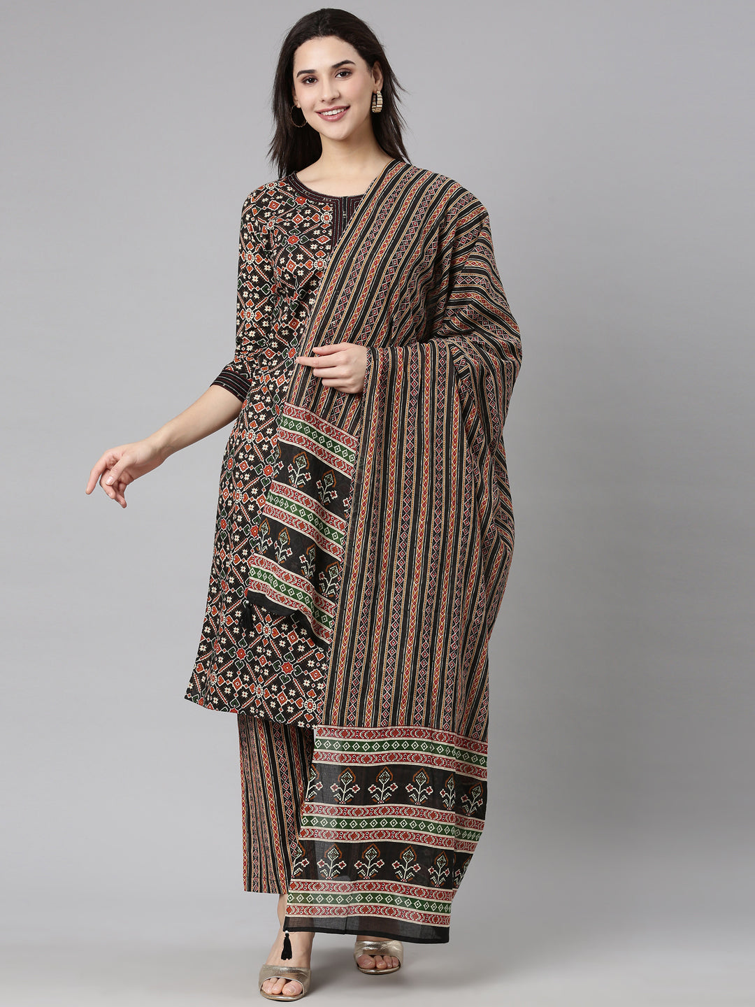 Neerus Black Regular Straight Floral Kurta And  Trousers With Dupatta