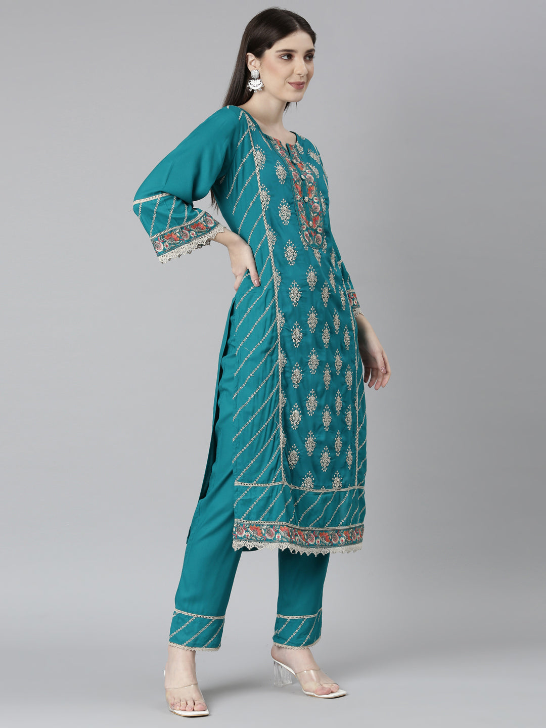 Neeru's Green Regular Straight Floral Kurta And Trousers With Dupatta