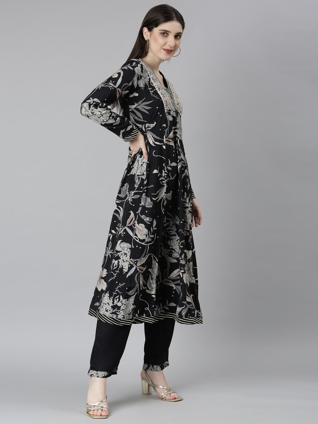 Neerus Black Regular Straight Floral Kurta And Trousers With Dupatta