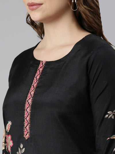 Neerus Black Regular Straight Floral Kurta And  Trousers With Dupatta