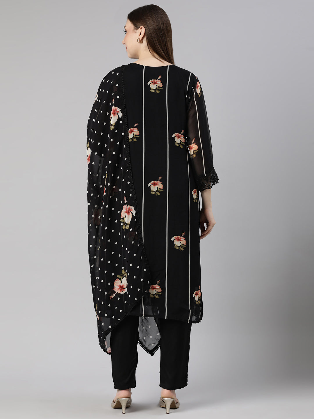 Neerus Black Regular Straight Floral Kurta And  Trousers With Dupatta