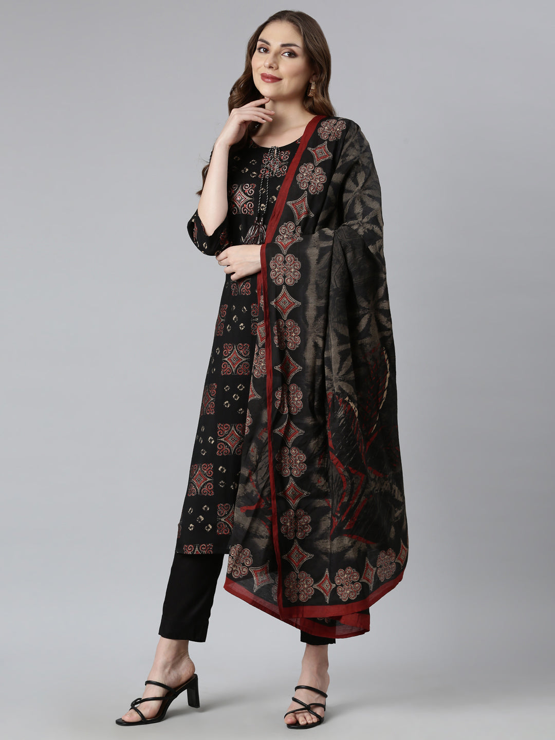 Neerus Black Regular Straight Geometric Kurta And  Trousers With Dupatta