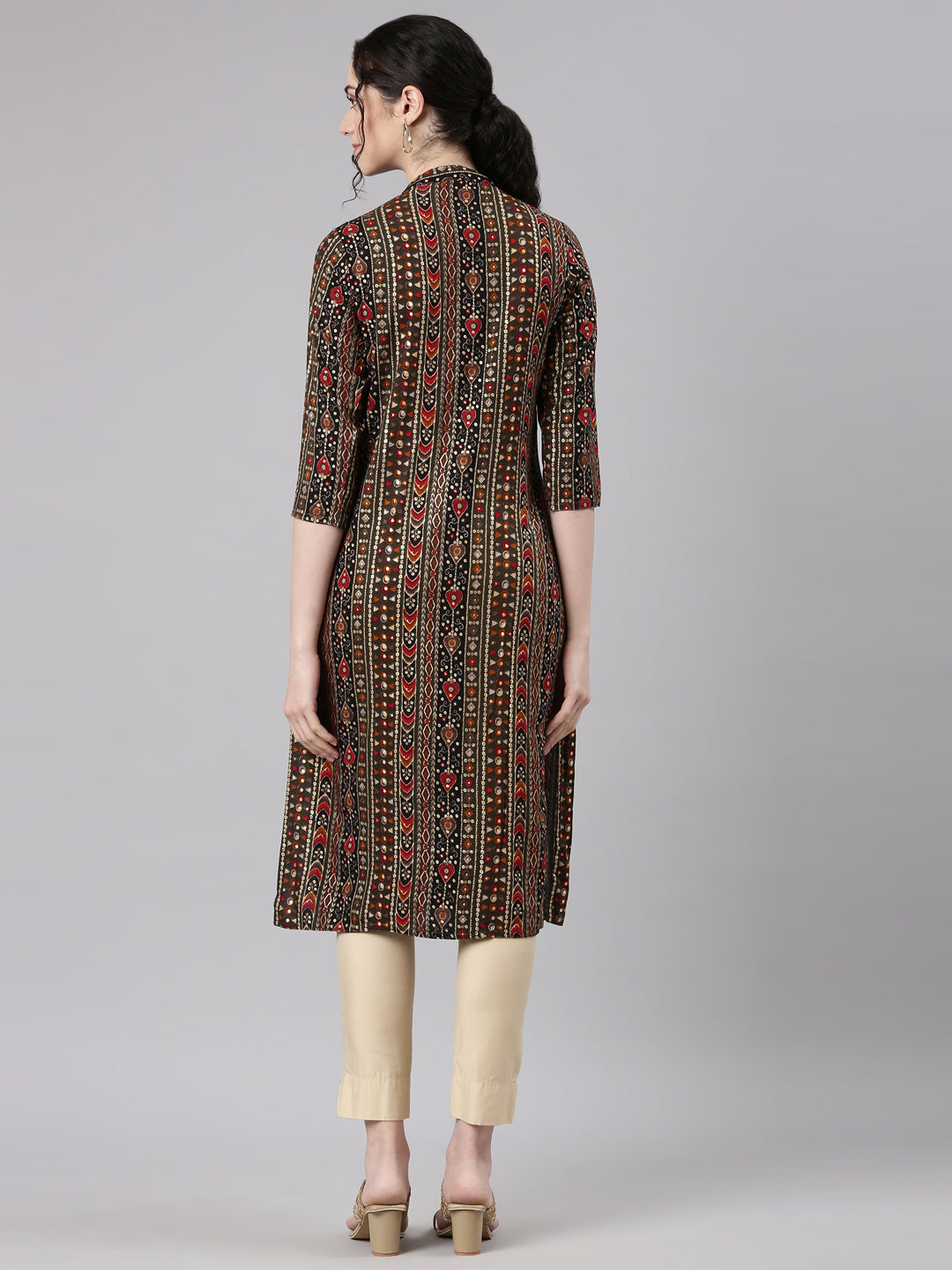 Neerus Olive Straight Casual Ethnic Motifs Kurtas