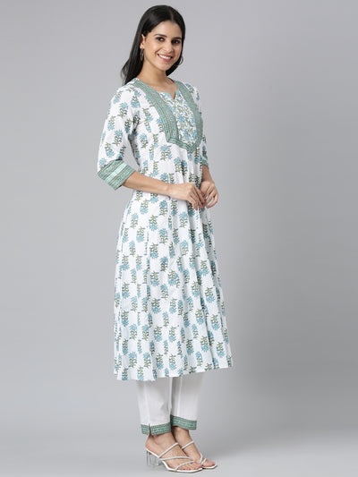 Neerus Green Panelled Straight Solid Kurta and Trousers With Dupatta