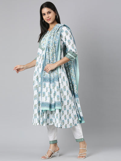 Neerus Green Panelled Straight Solid Kurta and Trousers With Dupatta