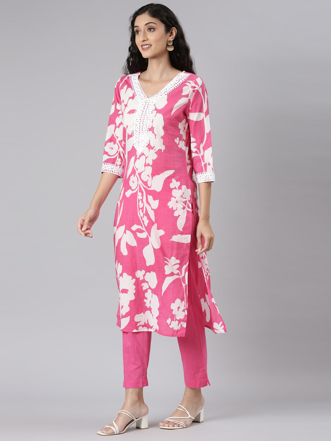 Neerus Pink Straight Casual Floral Kurta and Trouser with Dupatta