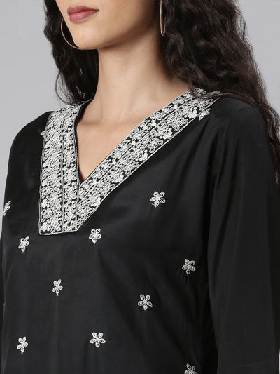 Neerus Black Straight Casual Floral Kurta and Trouser with Dupatta