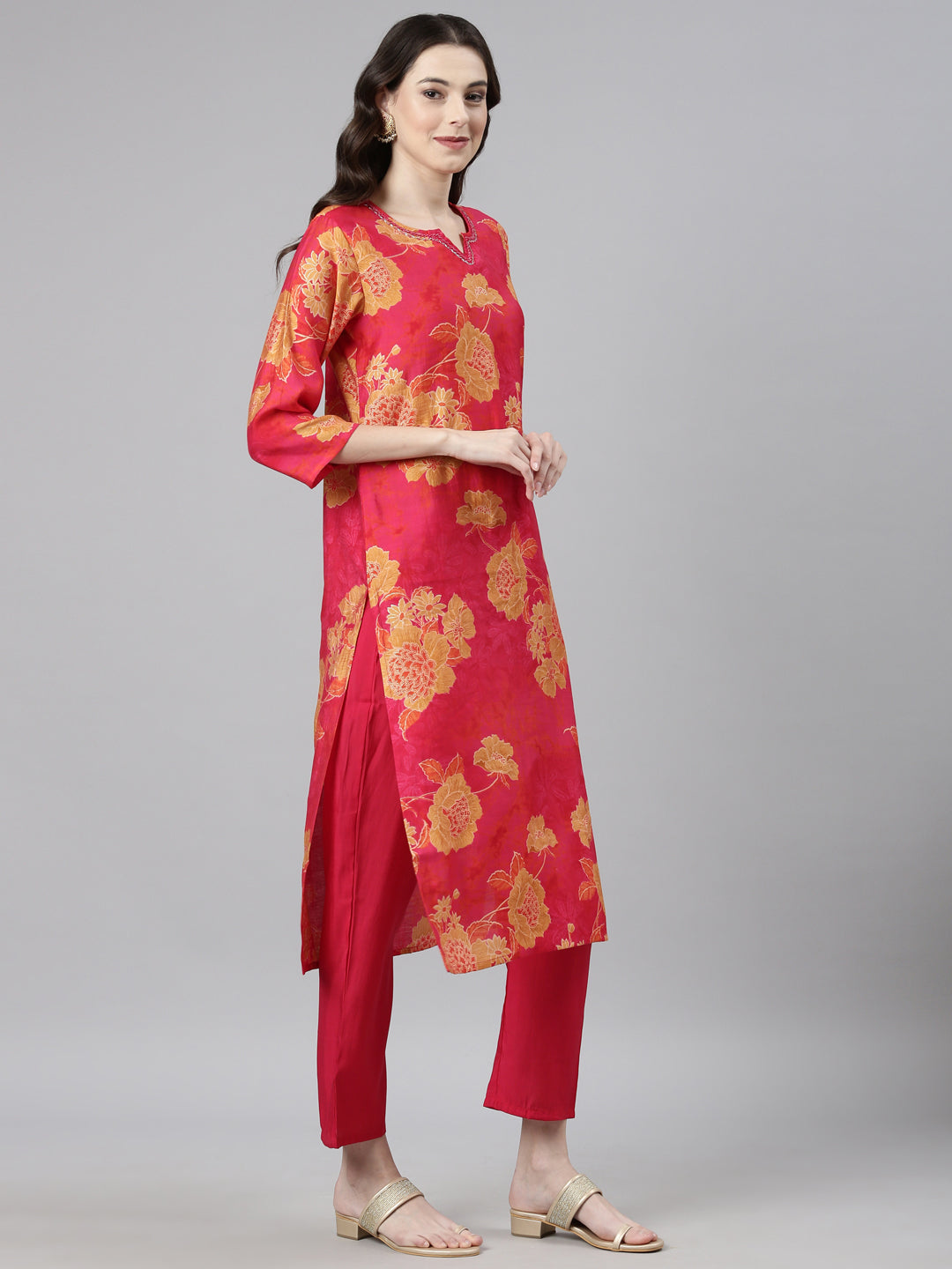 Neerus Pink Casual Floral Straight Kurta and Trousers With Dupatta