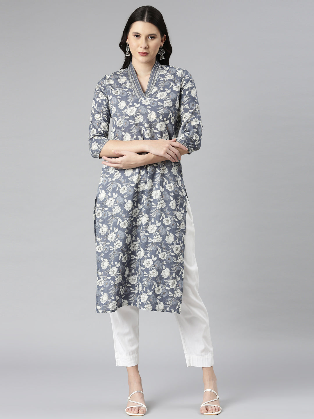 Neerus Grey Casual Floral Straight Kurtas