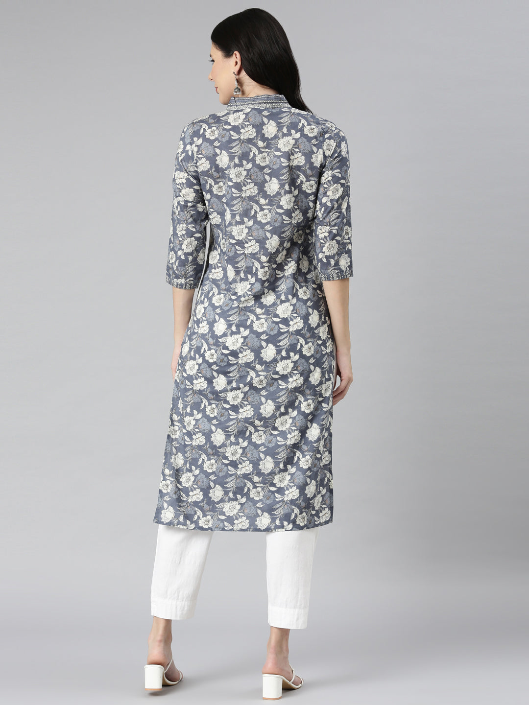 Neerus Grey Casual Floral Straight Kurtas