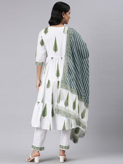 Neerus Green Angrakha Curved Printed Kurta and Trousers With Dupatta