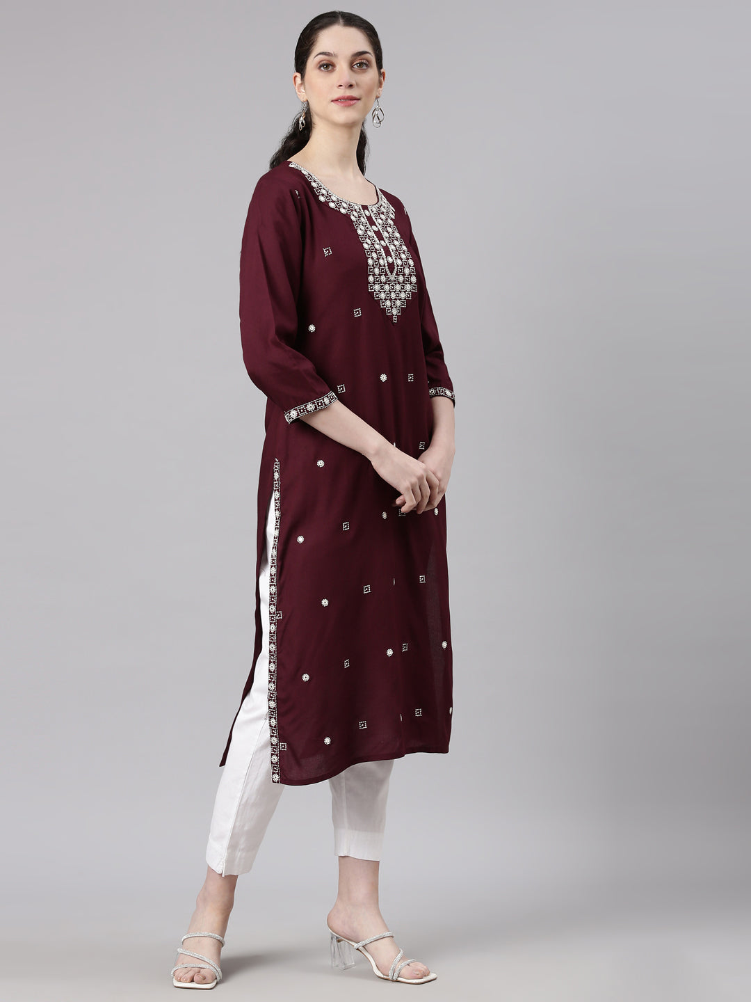 Neerus Red Straight Casual Embellished Kurtas