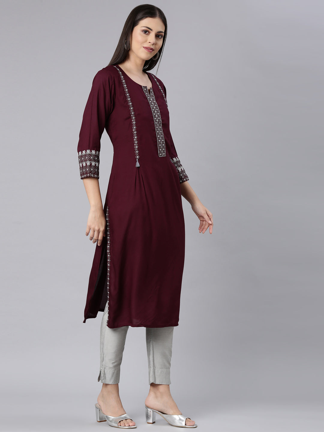 Neerus Maroon Straight Casual Solid Straight Kurtas