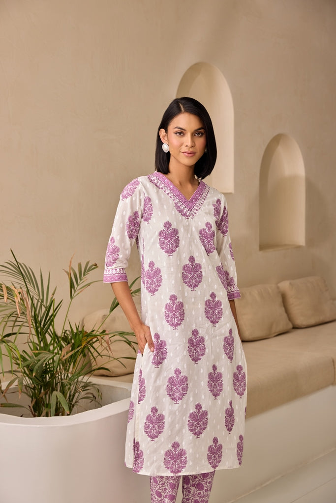 Neerus Lavender Straight Printed Kurta And Trousers With Dupatta