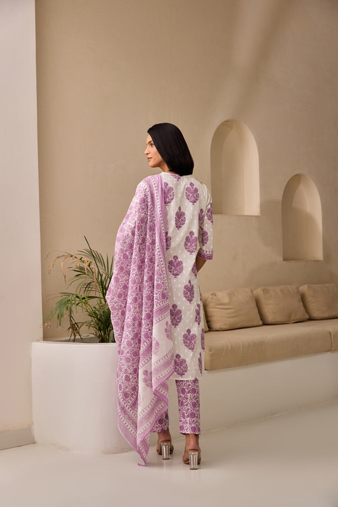 Neerus Lavender Straight Printed Kurta And Trousers With Dupatta