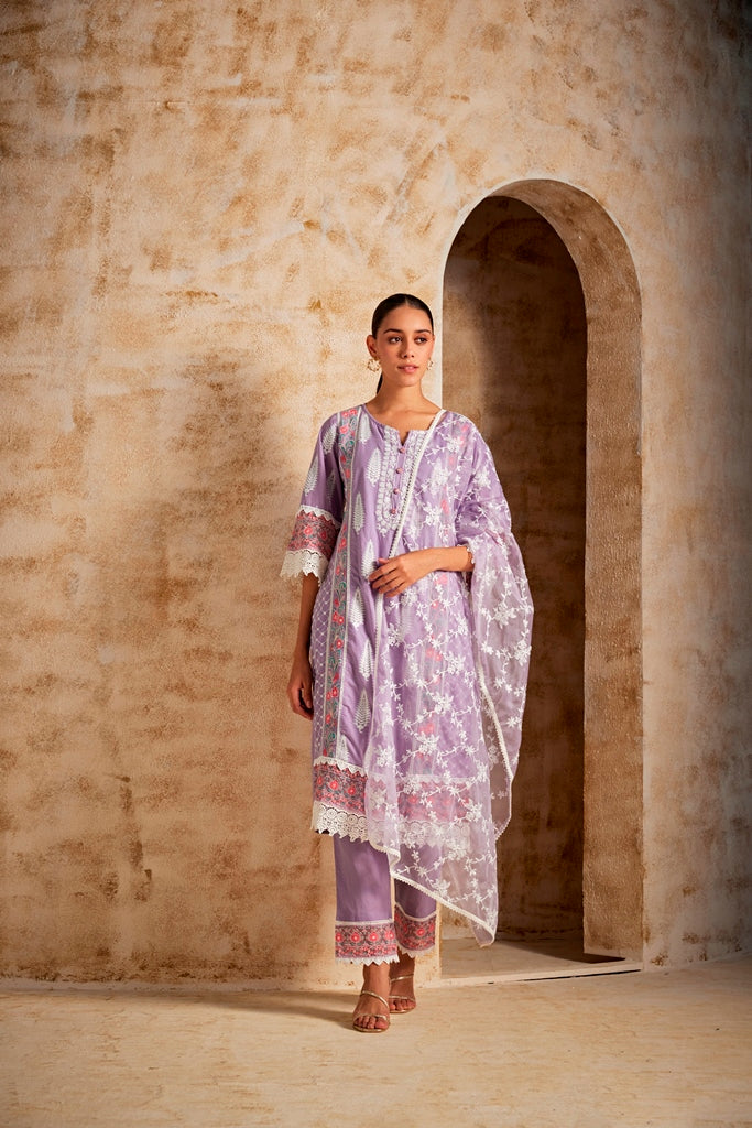 Neeru's Lilac Color Cotton Fabric Kurta Set