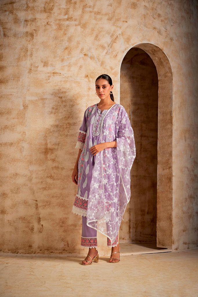 Neeru's Lilac Color Cotton Fabric Kurta Set